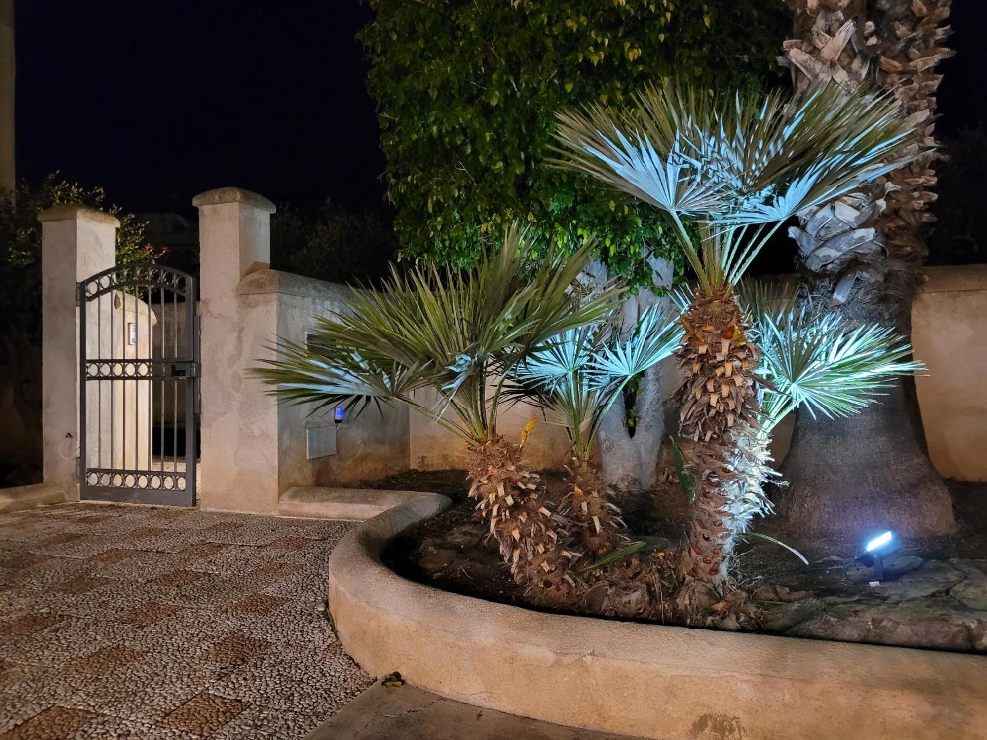 Villa Silvana Мадзара дел Вало Екстериор снимка